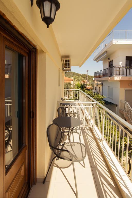 Emmeleia Accommodation By Maria Riga Ouranoupoli Extérieur photo
