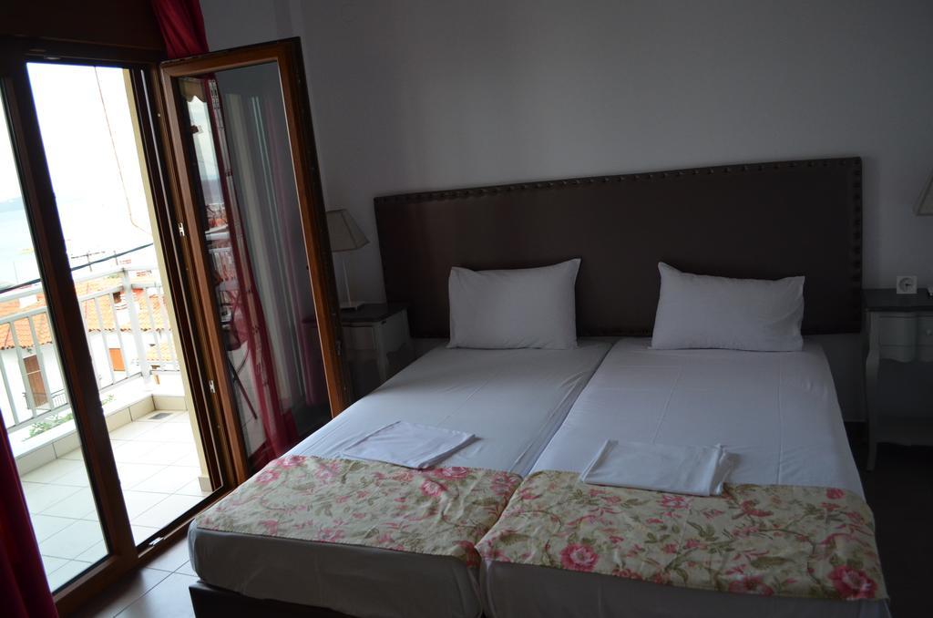 Emmeleia Accommodation By Maria Riga Ouranoupoli Extérieur photo