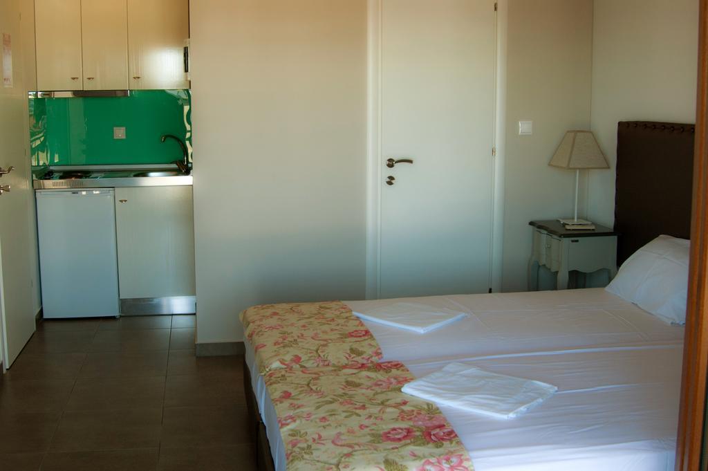 Emmeleia Accommodation By Maria Riga Ouranoupoli Chambre photo
