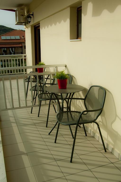Emmeleia Accommodation By Maria Riga Ouranoupoli Extérieur photo